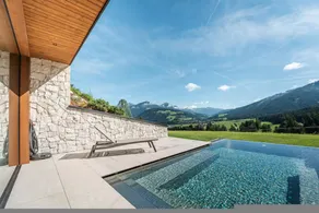Apartment with private pool, sauna & BBQ - Image 3
