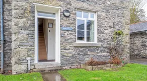 Children-friendly lovely cottage with garden, terrace & pool | Dogs allowed - Image 2