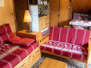 Chalet with BBQ, terrace & garden | Mountain view - Image 5