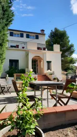 Dedicated room with BBQ, terrace & garden | Garden view - Image 3
