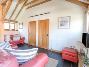 Lovely cottage with garden | Beach view - Image 5