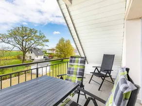 Apartment with BBQ & garden - Image 5