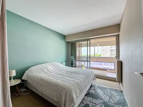 Sea View Apartment with Terrace & Parking - Image 5