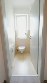 Apartment with terrace - Image 3