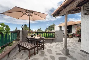 Ferienhaus 'Rosalía' mit Meerblick, Terrasse und WLAN - Image 2