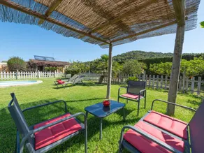 Cottage entièrement équipé avec barbecue, terrasse et jardin | Vue montagne - Image 3
