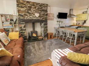 Casa rural ideal para familias con jardín | Admite mascotas - Image 2