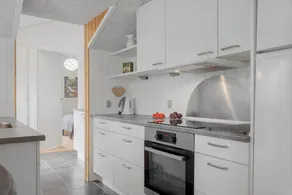 Fully equipped nice holiday home with hot tub, terrace & BBQ - Image 2