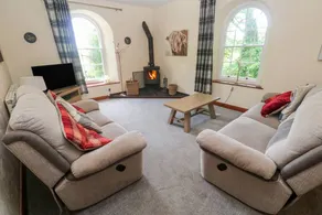 Cottage with garden - Image 4