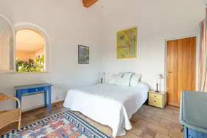 Small Charming House With Pool Near Shops and Beaches - Image 3