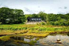 Stylish Coastal House with Cedar Sauna & Firepit Retreat in Port Mouton, Canada - Image 2