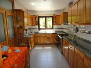 Holiday home with garden, BBQ & terrace | Mountain view | Suitable for remote work - Image 4