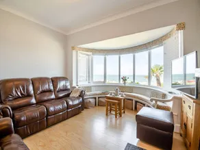 Cottage with garden | Water view - Image 5