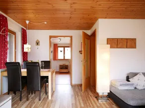Meraviglioso appartamento totalmente attrezzato con giardino e griglia | Vista sulla montagna - Image 2