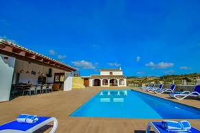 Fully equipped lovely villa with private pool, garden & BBQ | Mountain view | Good for workation - Image 2