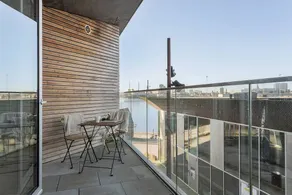 The Marina Suite Including 1x Free Private Parking Spot - Image 3