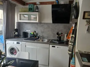 Maison avec terrasse et jardin - Image 3