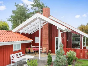 House with garden, sauna & barbecue - Image 2