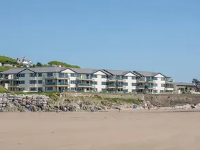 Children-friendly cottage with sauna, pool & terrace | Beach view | Close to the beach - Image 2