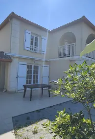 Child-friendly pleasant house with BBQ, garden & pool | Garden view | Beach nearby | Pets are welcome - Image 2
