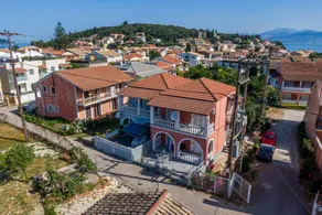 Beautiful apartment with garden & terrace | Mountain view | Next to the beach - Image 2