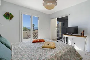 Bed and breakfast with garden, pool & terrace | Garden view | Perfect for remote work - Image 3