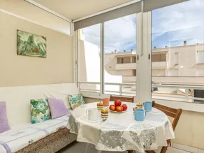 Gradevole appartamento totalmente attrezzato con giardino e piscina | Vicino alla spiaggia - Image 3