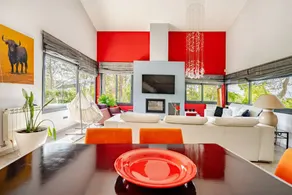 Chalet 'Casa Neus' with Mountain Views, Private Terrace, and Wi-Fi - Image 4