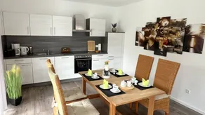 Family-oriented apartment with terrace - Image 3