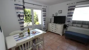 Charmante maison de vacances entièrement équipée avec terrasse | À côté de la plage | Avec animaux autorisés - Image 3