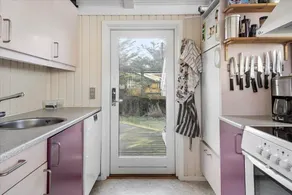 Fully equipped nice house with sauna, terrace & jacuzzi | Beach nearby | Pets are welcome - Image 4