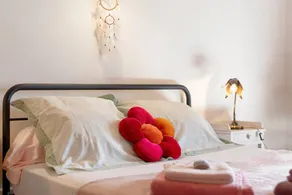 Bed and breakfast avec barbecue et jardin | Vue montagne - Image 2