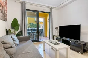 Appartement avec terrasse | Vue ville - Image 3