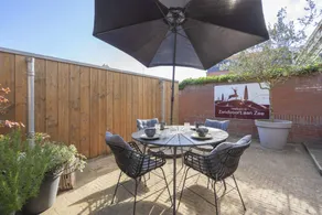 Holiday apartment with garden & terrace - Image 2