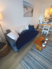 Chambre privée avec barbecue et jacuzzi | Vue piscine - Image 2