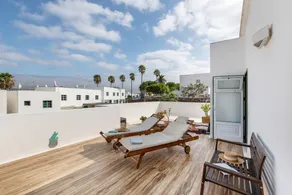 Junior Suite with Terrace for Holidays, Wi-Fi and Air Conditioning - Image 2