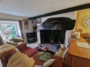 Cottage with garden - Image 4