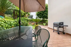 Flat with terrace, barbeque & garden | Lake view - Image 4