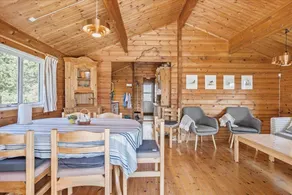 Holiday home with terrace & BBQ - Image 5
