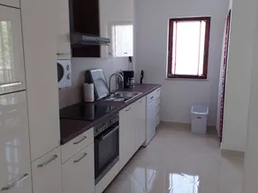 House 1185 - Image 4
