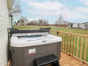 Child-friendly nice cottage with garden & jacuzzi | Pets are welcome - Image 3
