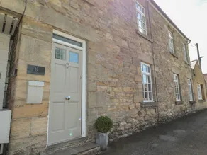 Cottage with garden - Image 3