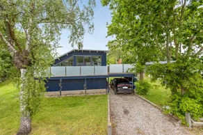 Child-friendly house with BBQ & terrace | Sea view | Beach nearby - Image 2