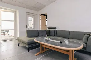 House with terrace - Image 3