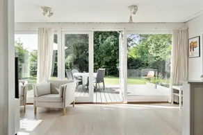 Presence and coziness close to the beach - Image 2
