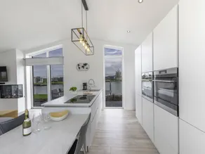 Fully equipped holiday home with terrace, sauna & garden | Lake view - Image 4