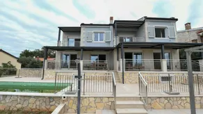Apartment with terrace, garden & barbeque - Image 5