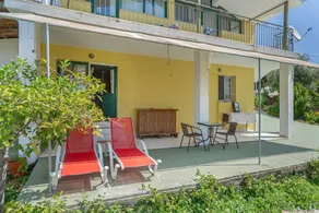Holiday Home 'Palati' with Sea View, Wi-Fi and Air Conditioning - Image 4