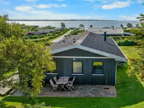 Children-friendly charming holiday home with terrace & barbeque | Sea view | Close to the beach - Image 4