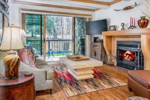Maison avec jacuzzi et piscine chauffée - Image 2